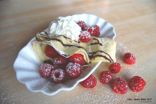 Crepe mit Himbeeren